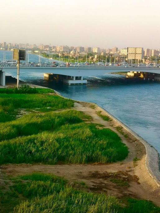 Charm Beside Nile River Appartement